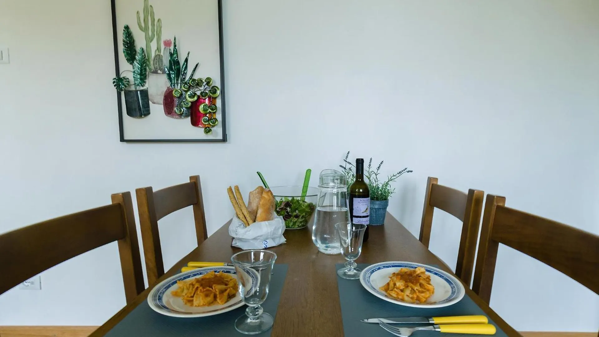 Daire Ferienwohnung In Riva Di Solto Mit Grossem Garten İtalya